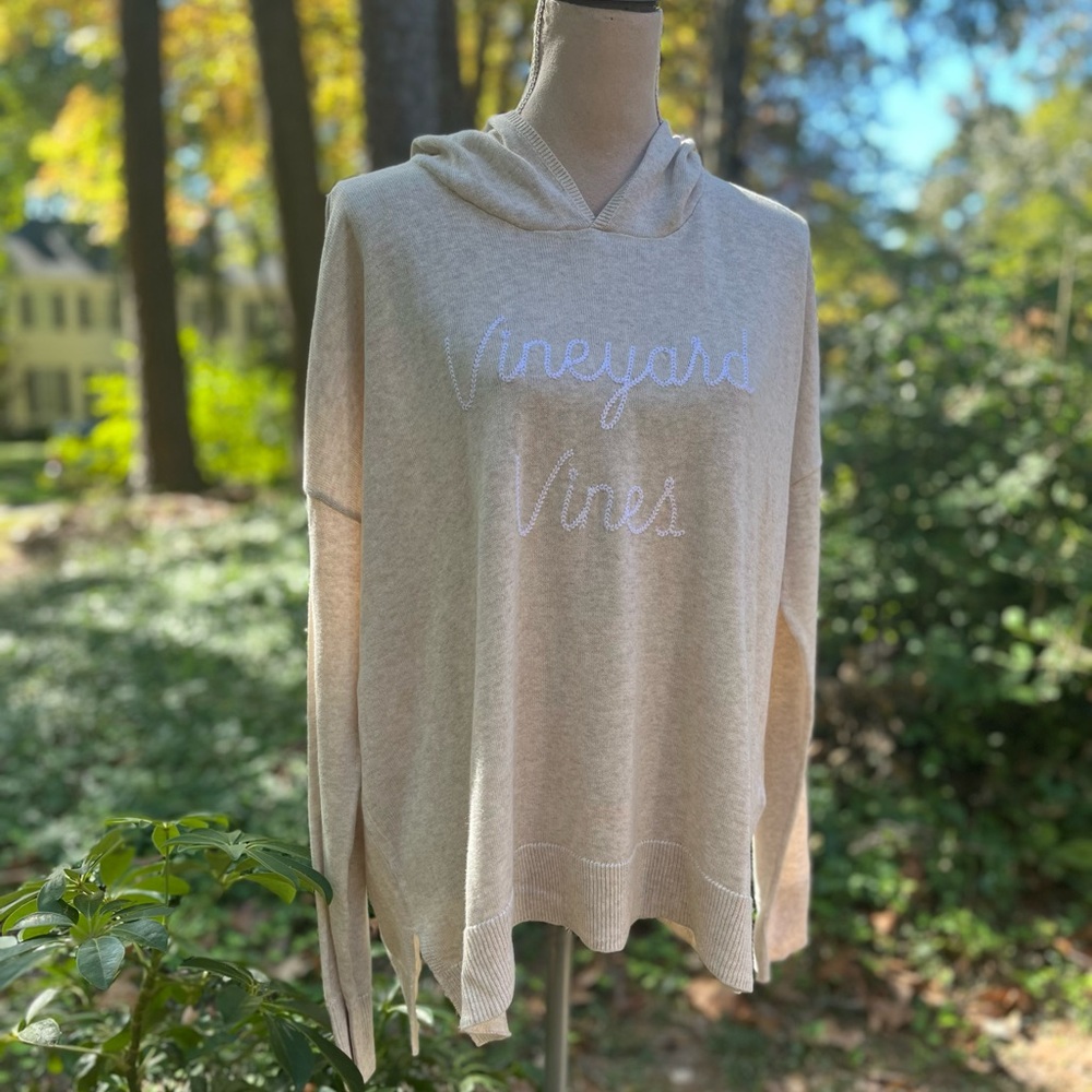 Vineyard Vines 🐳 Logo Hooded SweaterTop, Oatmeal, XL, EUC - Picture 3 of 10